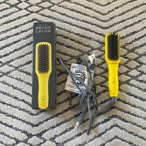 Drybar The Baby Brush Crush